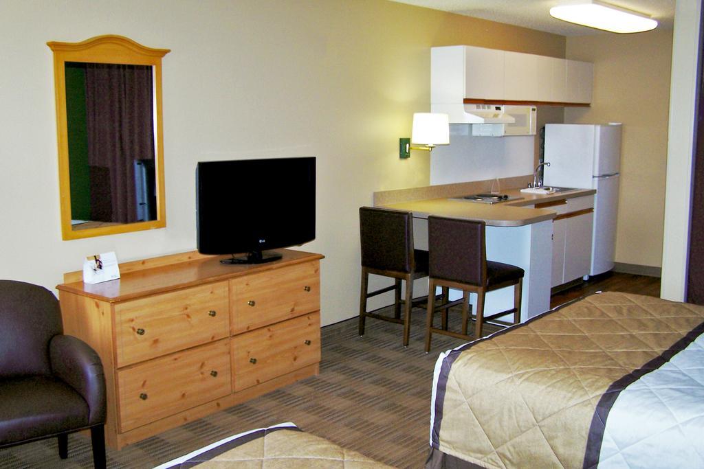 Extended Stay America Select Suites - Chicago - Westmont - Oak Brook Exterior foto
