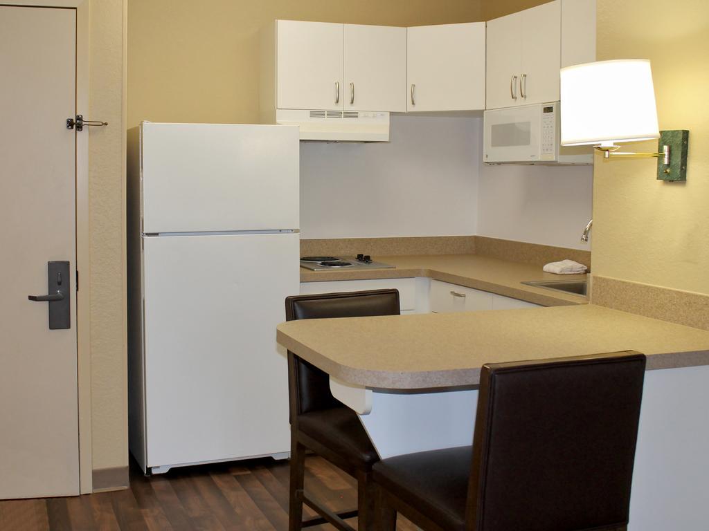 Extended Stay America Select Suites - Chicago - Westmont - Oak Brook Exterior foto
